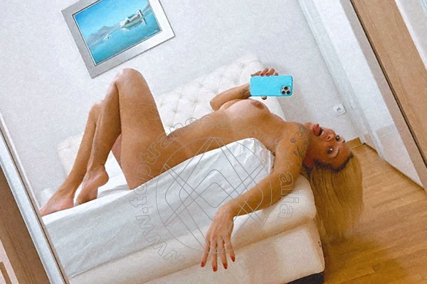 Foto selfie 9 di Julie Berdu Pornostar transexescort Parigi