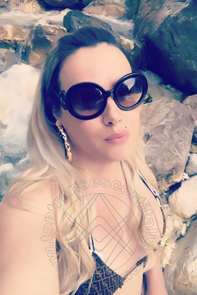 Foto selfie 98 di Marcelly transexescort Friburgo