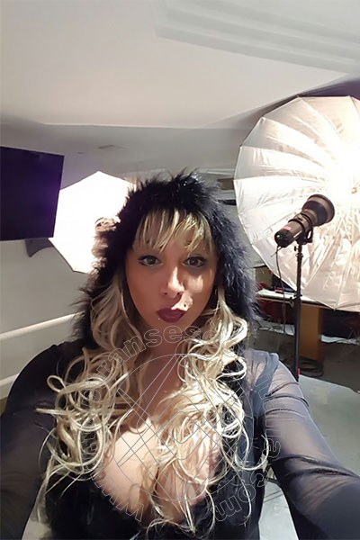 Foto selfie 22 di Walkiria Drumond Pornostar transexescort Bergamo
