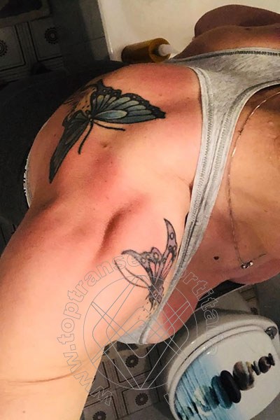 Foto selfie 30 di Giselly Kherllakian transexescort Colonnella