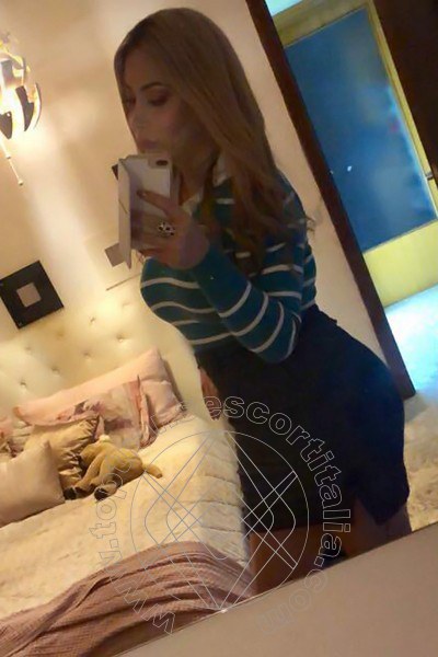 Foto selfie 39 di Giselly Kherllakian transexescort Colonnella