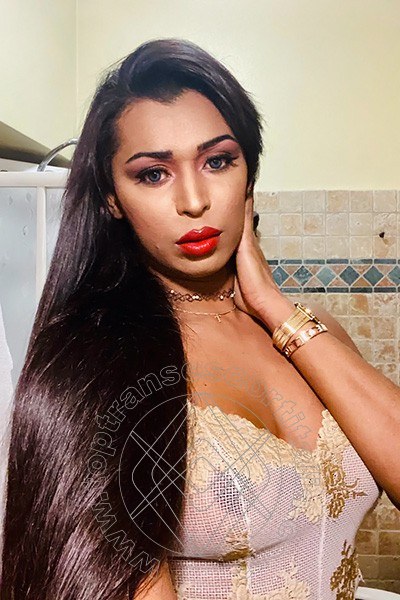 Foto selfie 111 di Tiffany Oliveira transexescort Roma