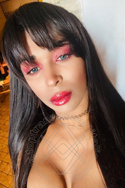 Foto selfie 107 di Tiffany Oliveira transexescort Roma