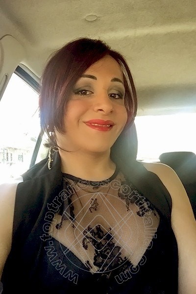 Foto selfie 48 di Carla Attrice Italiana transexescort Napoli