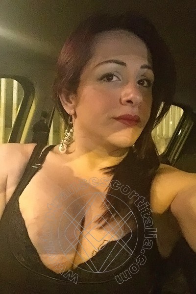 Foto selfie 44 di Carla Attrice Italiana transexescort Napoli