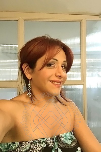 Foto selfie 42 di Carla Attrice Italiana transexescort Napoli