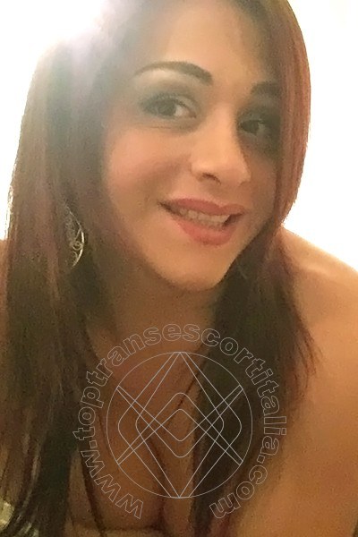 Foto selfie 33 di Carla Attrice Italiana transexescort Napoli