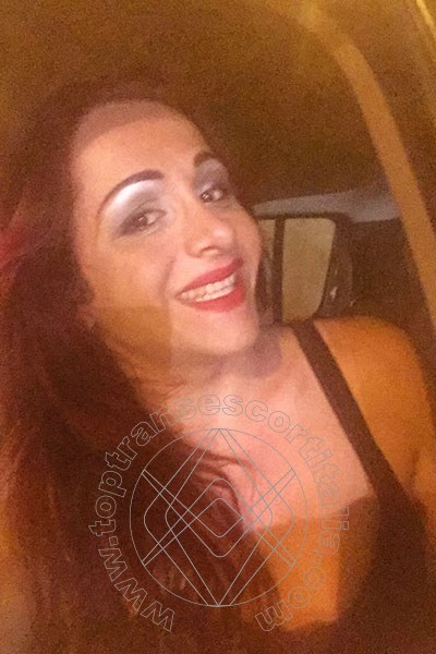 Foto selfie 58 di Carla Attrice Italiana transexescort Napoli
