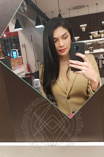 Foto selfie 17 di Paula Bituschini transexescort Genova