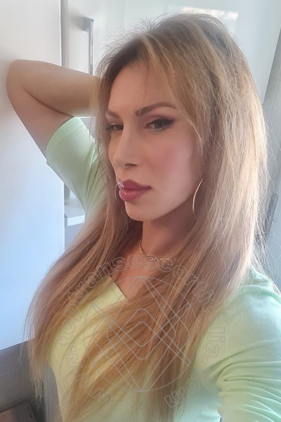 Foto selfie 48 di Pamela L' Italiana Piu' Calda transexescort Firenze