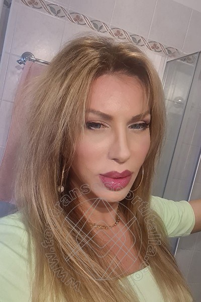 Foto selfie 47 di Pamela L' Italiana Piu' Calda transexescort Firenze