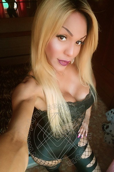 Foto selfie 123 di Wanessa Ambrosio transexescort Frosinone