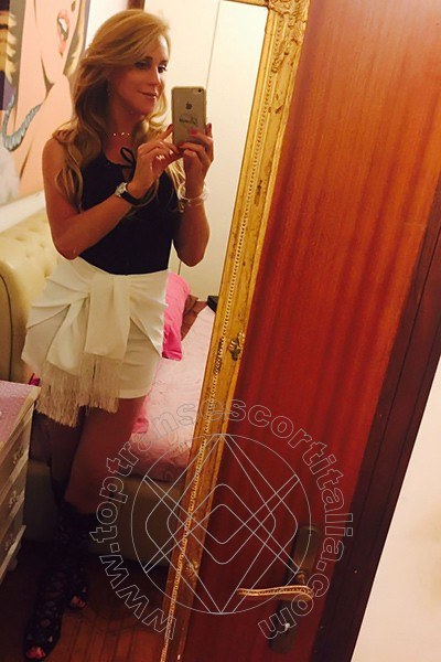 Foto selfie 46 di Giselly  Bella transexescort Villa Rosa