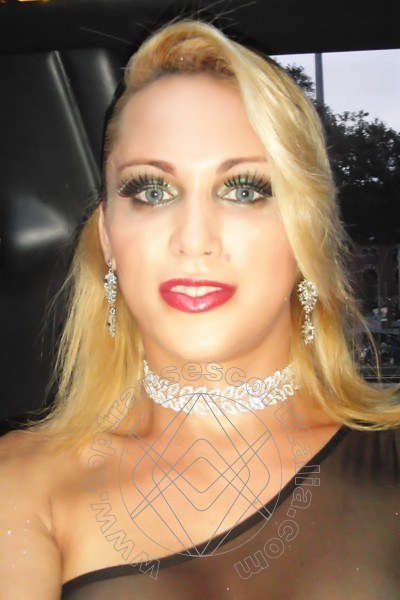 Foto selfie 6 di Victoria Markez transexescort Cervia