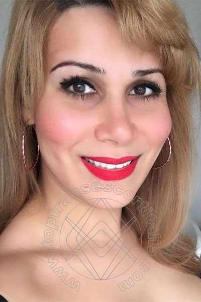 Foto selfie 100 di Jenny Lopez transexescort Busto Arsizio