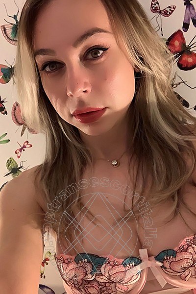 Foto selfie 16 di Michelly Ximenez Pornostar transexescort Bologna
