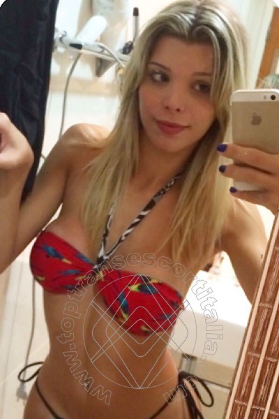Foto selfie 30 di Lara Baby transexescort Desenzano Del Garda