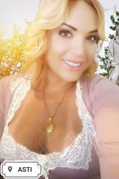 Foto selfie 67 di Dottoressa Mony transexescort Asti