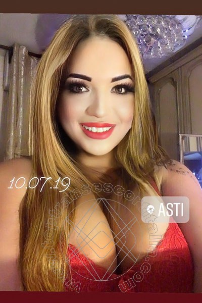 Foto selfie 62 di Dottoressa Mony transexescort Asti