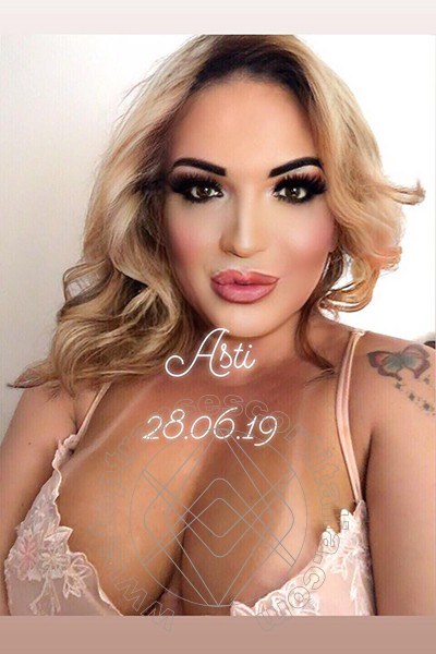 Foto selfie 49 di Dottoressa Mony transexescort Asti