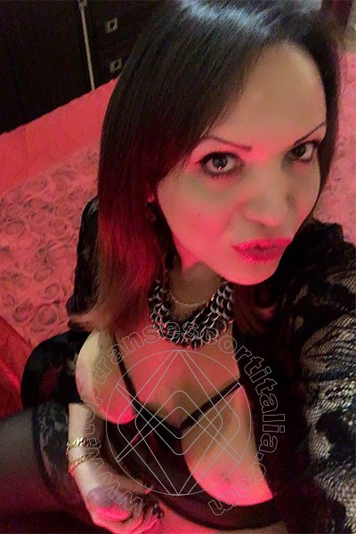 Foto selfie hot 8 di Dottoressa Mony transexescort Merano