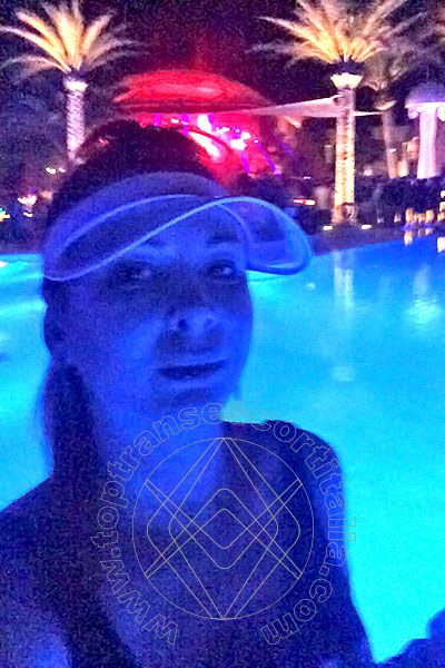 Foto selfie 43 di Allana transexescort Riccione