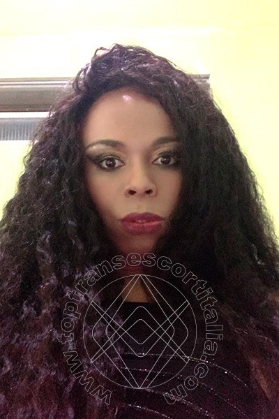 Foto selfie 3 di Monya Morosini transexescort Udine
