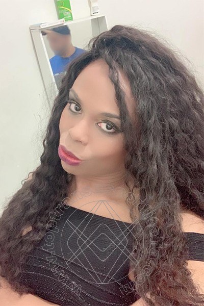 Foto selfie 4 di Monya Morosini transexescort Udine
