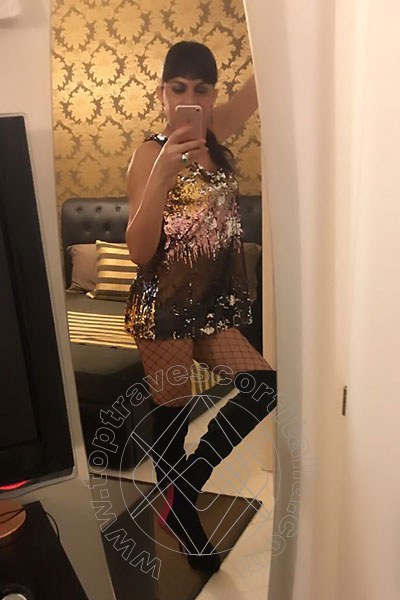 Foto selfie 127 di Samantha Dumont transexescort Riccione