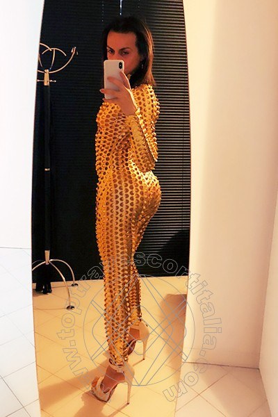 Foto selfie 88 di Samantha Dumont transexescort Riccione