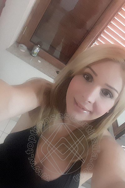 Foto selfie 47 di Karina Motta transexescort Pesaro