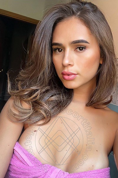 Foto selfie 88 di Larissa Pornostar transexescort Bologna
