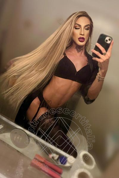 Foto selfie 41 di Dafinny Doll transexescort Cuneo