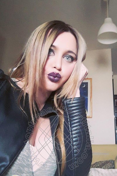 Foto selfie 235 di Rossana Bulgari transexescort Foggia
