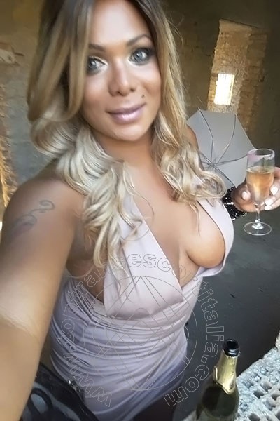 Foto selfie 39 di Carolina Hot transexescort Lido Di Savio