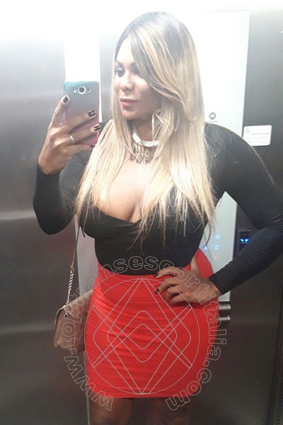 Foto selfie 59 di Carolina Hot transexescort Lecce