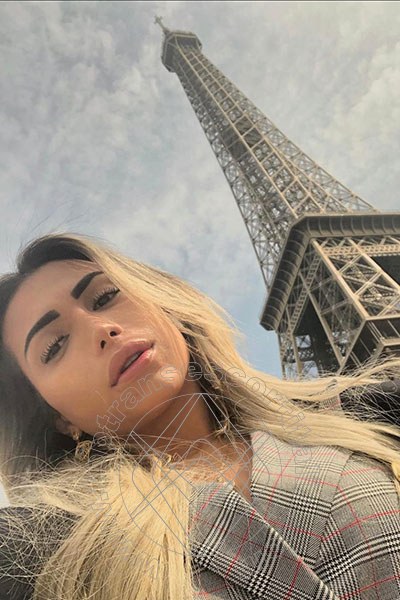 Foto selfie 54 di Nina La Vera Dea transexescort Ginevra