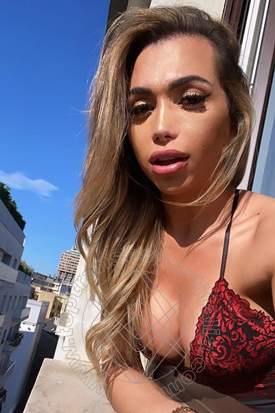 Foto selfie 53 di Nina La Vera Dea transexescort Ginevra