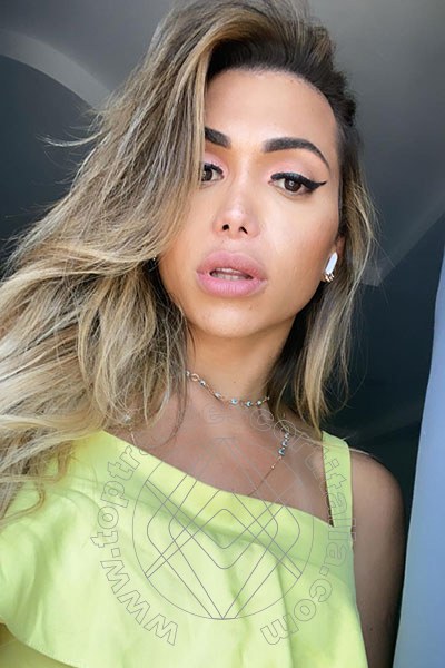 Foto selfie 45 di Nina La Vera Dea transexescort Ginevra