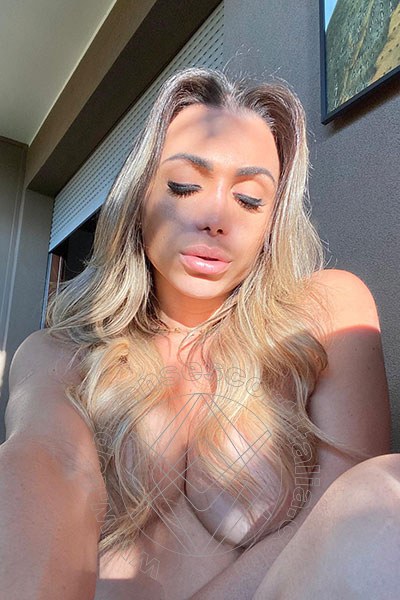 Foto selfie 36 di Nina La Vera Dea transexescort Ginevra