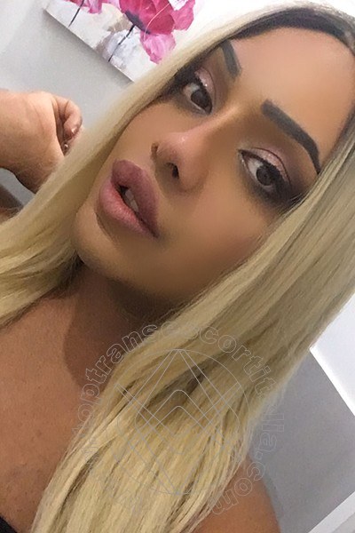 Foto selfie 27 di Ayda Gold transexescort Lugano