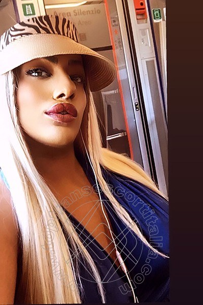 Foto selfie 25 di Ayda Gold transexescort Lugano