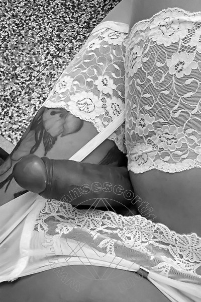 Foto selfie hot 38 di Kiara Bardo transexescort Firenze