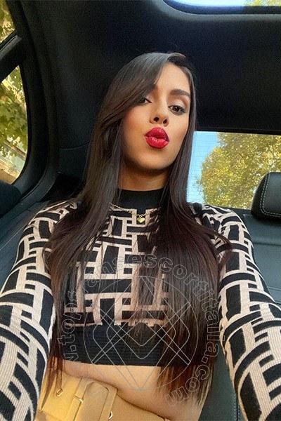 Foto selfie 26 di Pornostar Riane Mello transexescort Roma