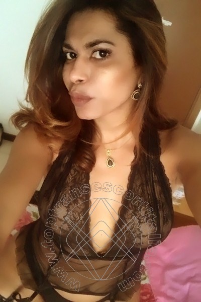Foto selfie 22 di Danyella Alves Pornostar transexescort Lido Di Camaiore