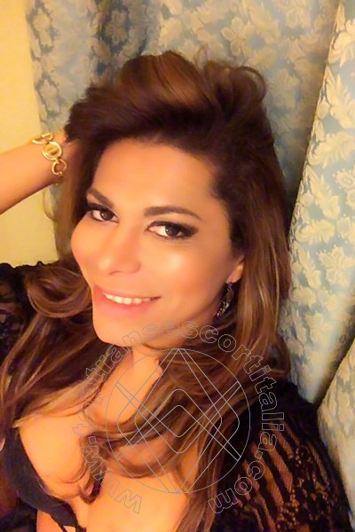 Foto selfie 26 di Danyella Alves Pornostar transexescort Lido Di Camaiore