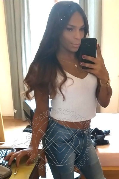 Foto selfie 42 di Thais Melo transexescort Roma