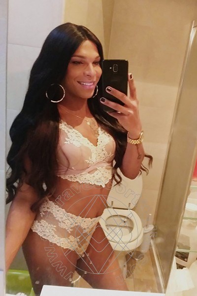 Foto selfie 35 di Thais Melo transexescort Roma