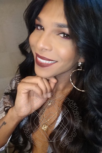 Foto selfie 34 di Thais Melo transexescort Roma