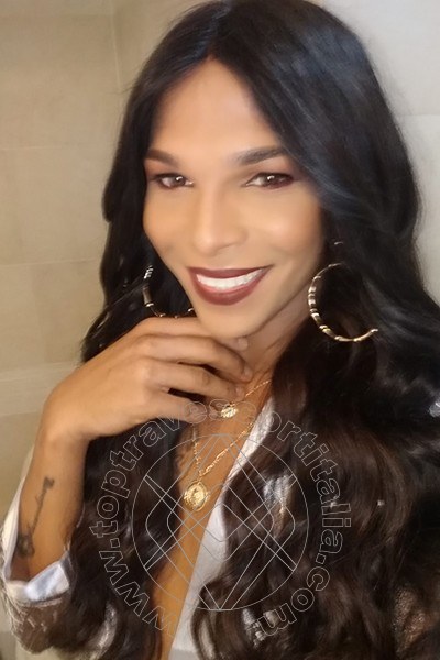 Foto selfie 33 di Thais Melo transexescort Roma